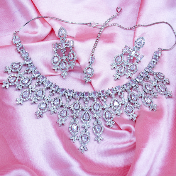 Elegant AD Kiara Necklace Set with Maangtika and Elegant Detailing for Women.