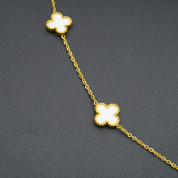 Elegant Mother of Pearl Clover Golden Necklace